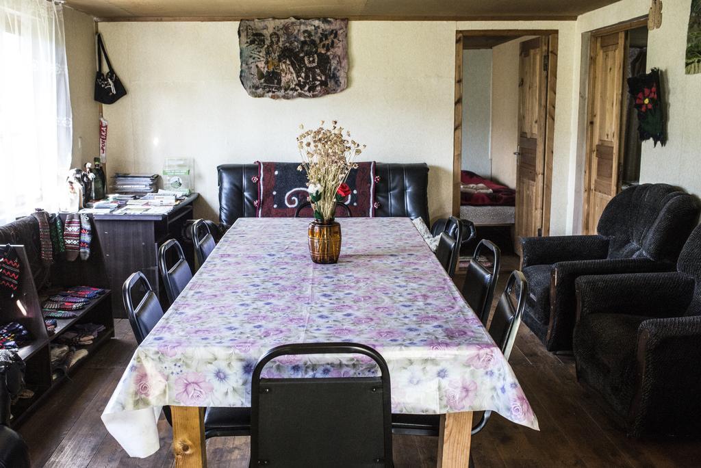 Guesthouse Elisabeth Omalo Dış mekan fotoğraf
